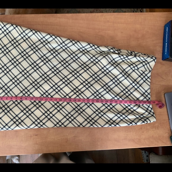 Womens Brooks brothers cream with black striped skirt size  8 - Picture 4 of 6